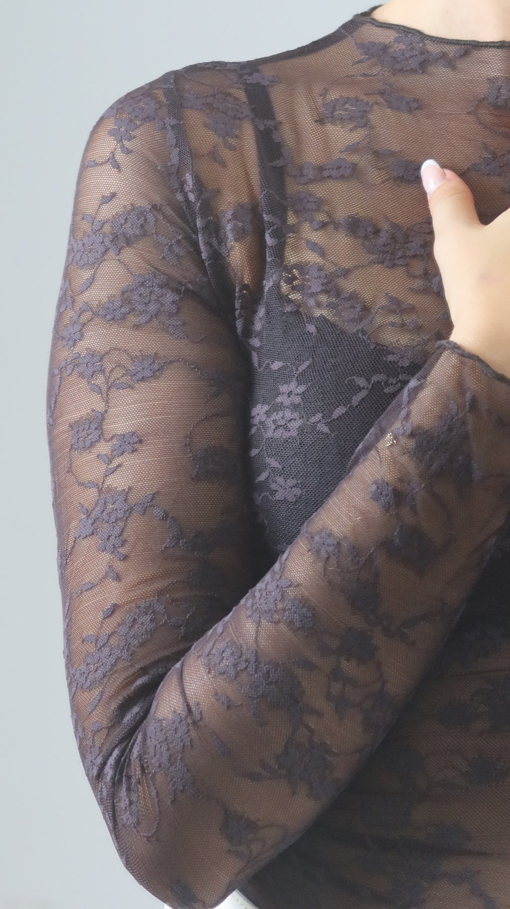 SOUS-PULL À DENTELLE