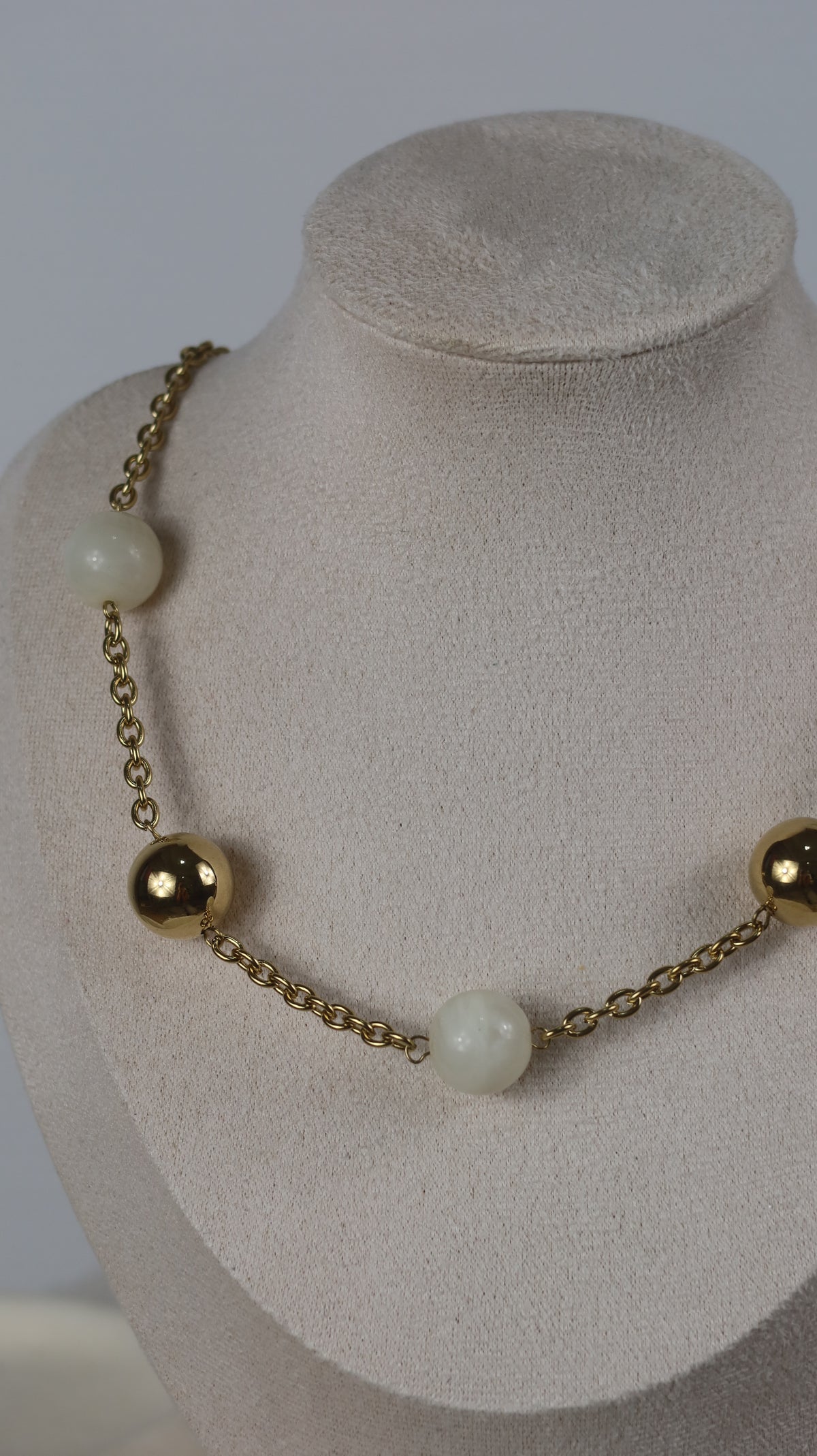Collier Acier Doré Perles Sphériques & Billes