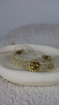 Bracelet Tissé Doré Médaillon Soleil