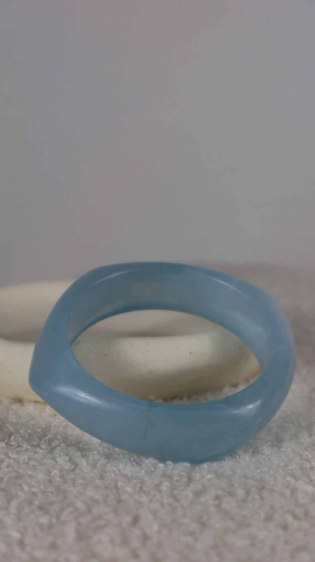 Bracelet Jonc Résine Bleu Ciel